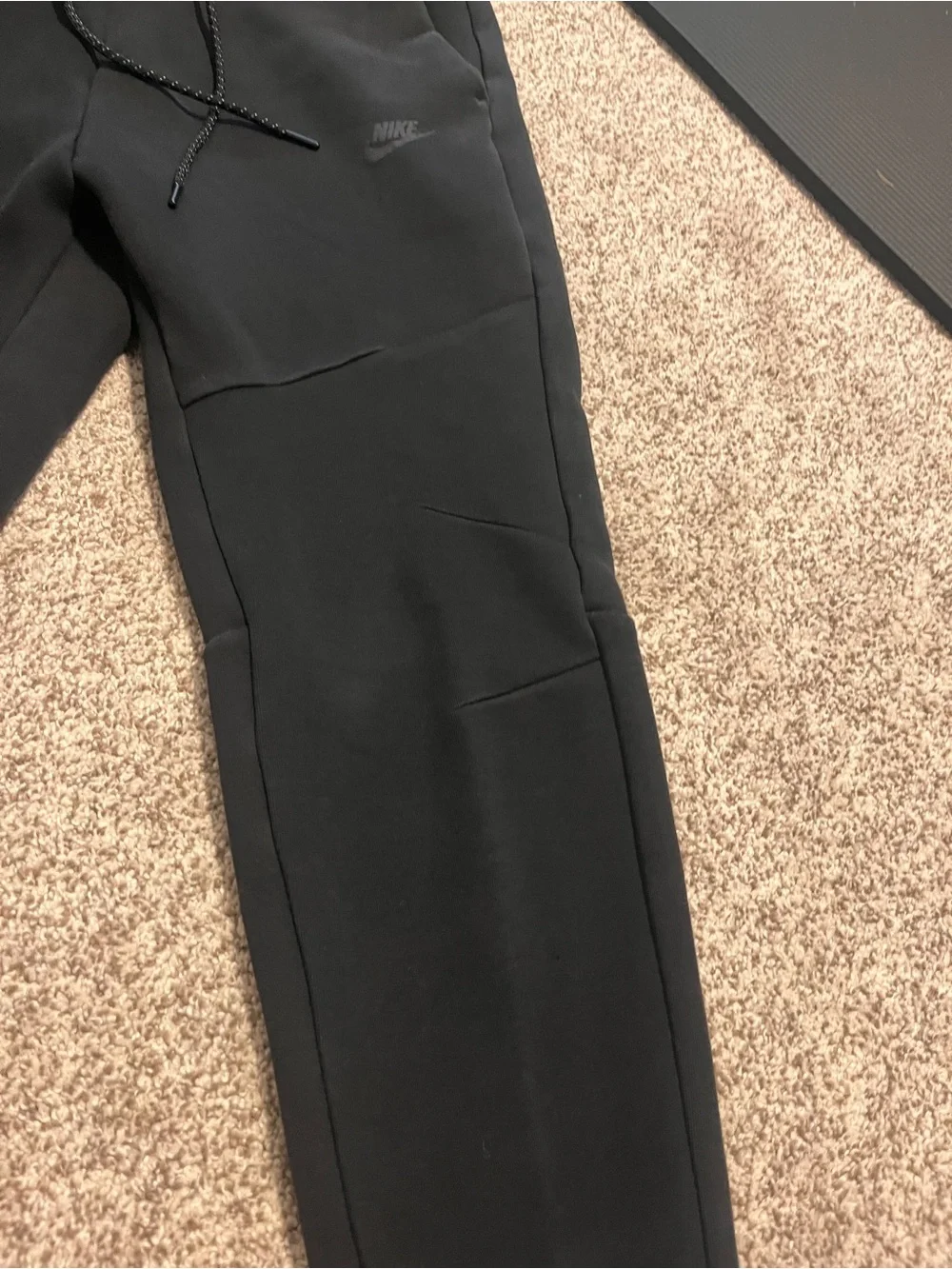 Nike Tech Fleece Joggers Men’s Large Black Tapered Pants HV0959-010